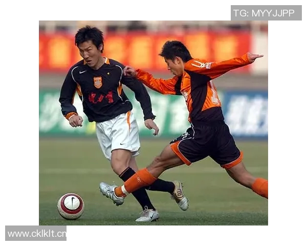 深圳羽毛球队控制革新探索:提升竞技水平与团队协作的新路径 深圳羽毛球队控制革新探索:提升竞技水平与团队协作的新路径